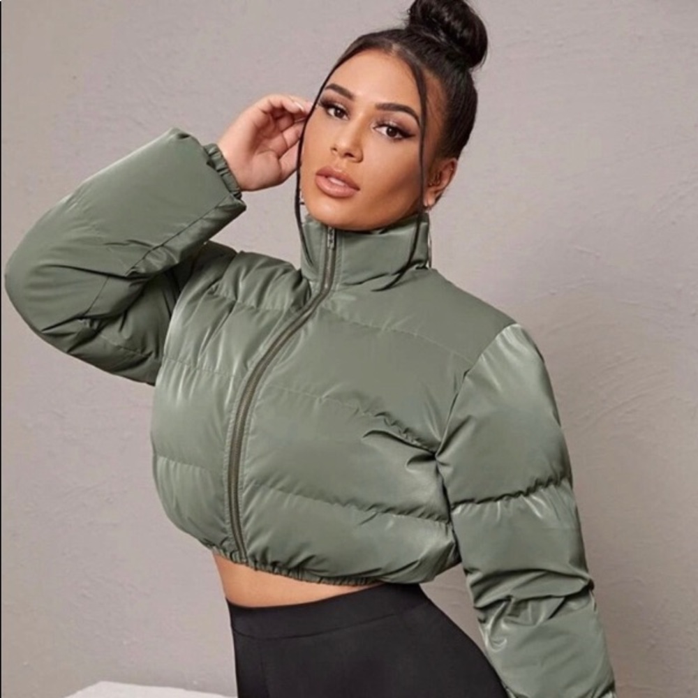 Cropped Reflective Puffer Jacket - Picture 2 of 9